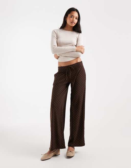 Hollister Langarm-T-Shirt mit Rundhalsausschnitt in Oatmeal, 2 von 4