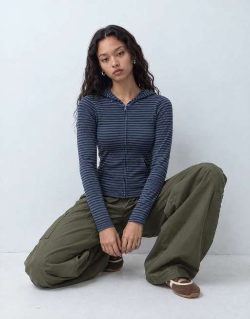 Hollister långärmad figursydd huvtröja med blå ränder, 5 av 9