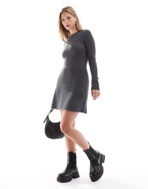 Hollister – Langärmliges Ministrickkleid in Braun, 3 von 4
