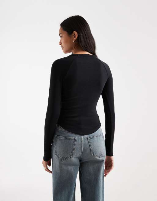 Hollister langärmliges T-Shirt mit Rundhalsausschnitt in Schwarz, 4 von 4