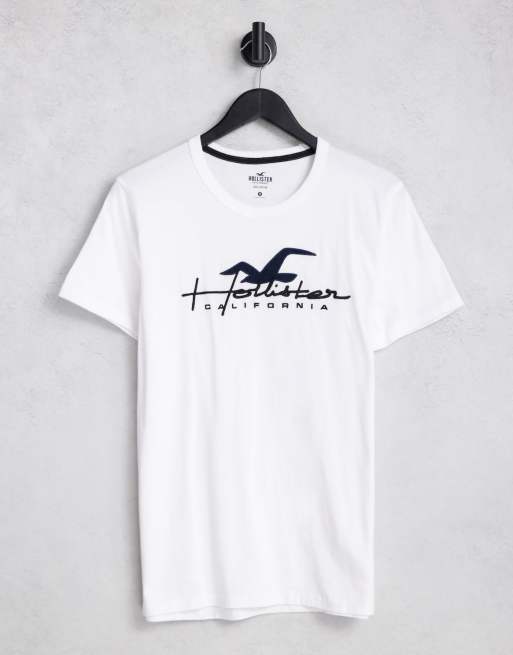 Hollister logo deals graphic tee