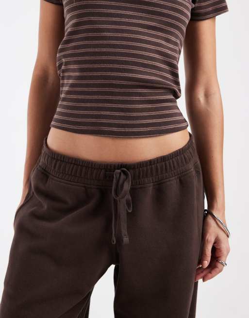 Hollister lavtaljede joggers med brede ben i brun, 3 af 5