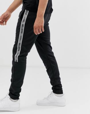 black hollister joggers