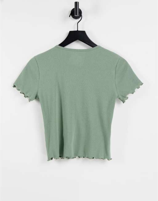Hollister lettuce hem shrunken t-shirt in olive ASOS