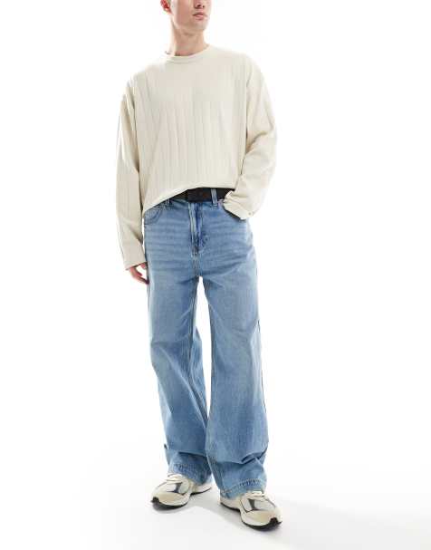 Hollister – Locker sitzende Skater-Jeans in mittelblauer Waschung mit 5-Pocket-Design - view 1