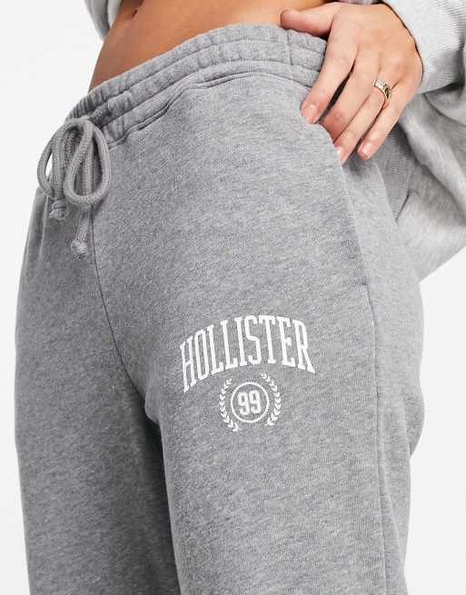 Hollister logo detail trackies in grey , 3 of 4