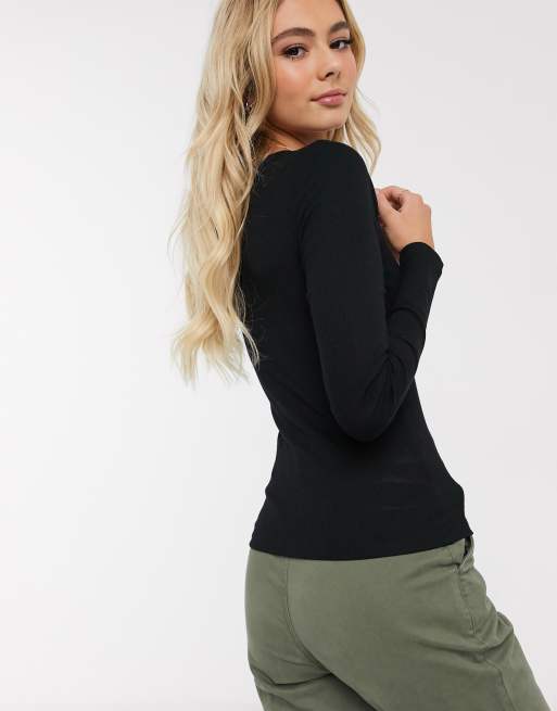 Hollister black long sleeve store