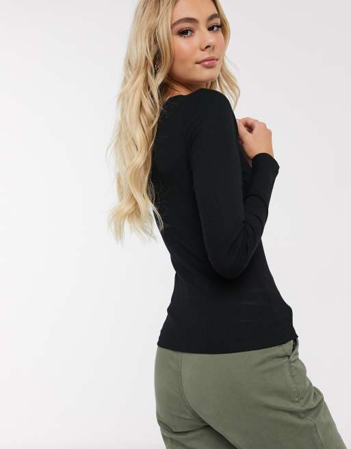 Hollister long sleeve lace up top in black