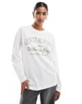 [Hollister] Hollister long sleeve oversized dad slogan t-shirt in white XXS WHITE