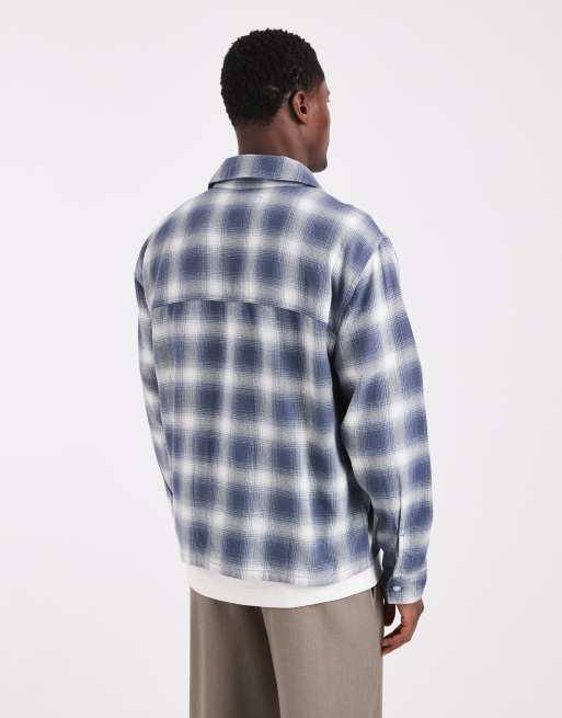 Hollister long sleeve plaid shirt in blue, 3 of 5