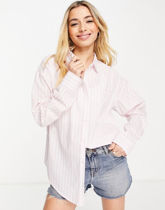 https://images.asos-media.com/products/hollister-long-sleeve-shirt-in-pink-stripe/201983960-1-pinkstripe?$n_550w$&wid=550&fit=constrain