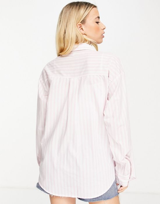 https://images.asos-media.com/products/hollister-long-sleeve-shirt-in-pink-stripe/201983960-2?$n_550w$&wid=550&fit=constrain