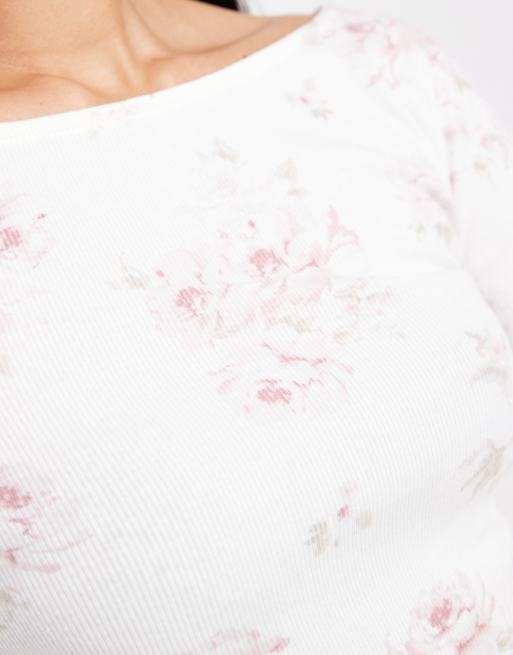Hollister long sleeve slash neck ribbed top in white floral, 3 of 4