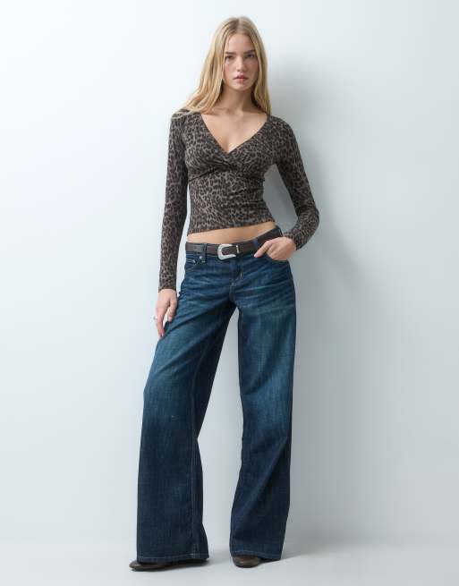Hollister long sleeve v neck top in brown leopard print, 2 of 4