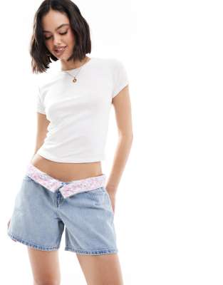 Hollister Hollister low rise baggy denim shorts in light wash-Blue