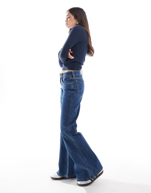 Hollister low rise baggy flare jeans in ink wash, 5 of 5