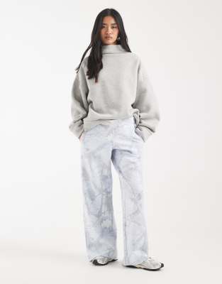 Hollister Low Rise Baggy Joggers In White