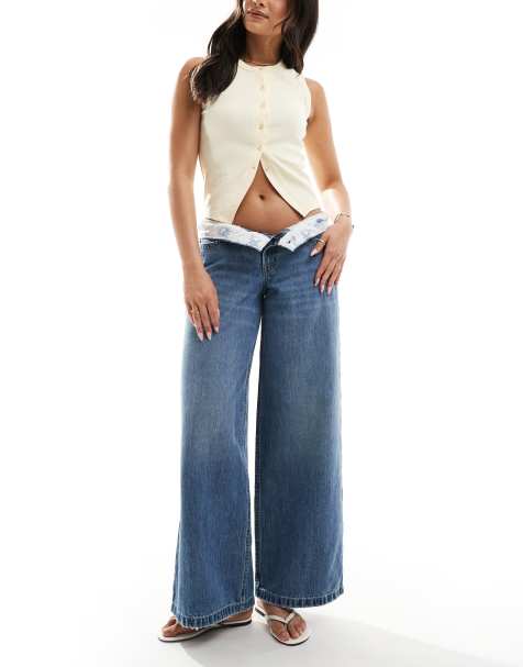 Hollister low rise curvy super baggy jeans in medium wash - view 1