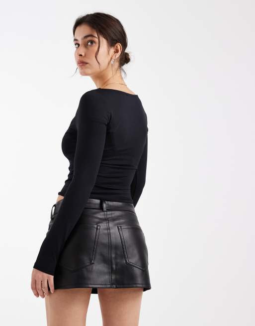 Hollister low rise five pocket vegan leather mini skirt in black, 5 of 5