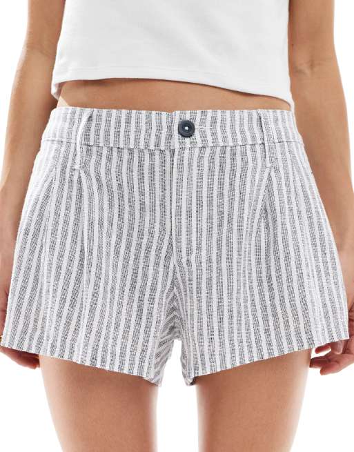 Hollister low rise linen mix tailored shorts in neutral stripes, 5 of 5