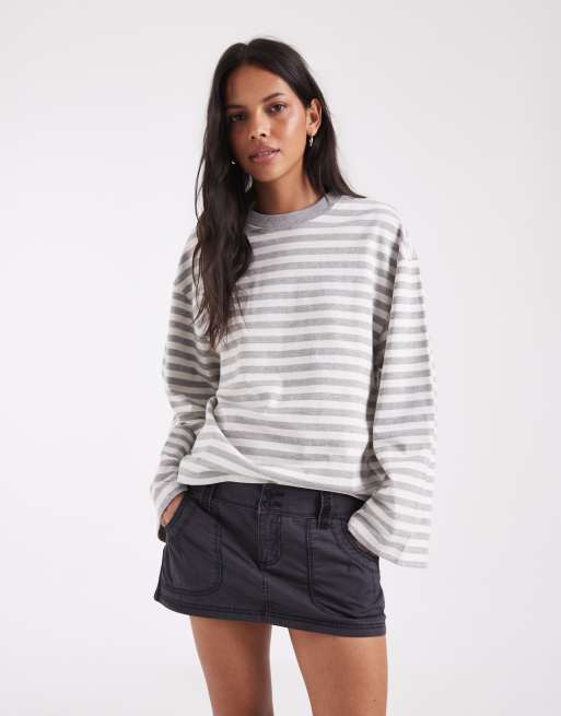 Hollister low rise poplin mini skirt in dark gray, 1 of 5