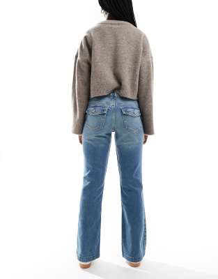 HOLLISTER LOW RISE RELAXED BOOTCUT JEANS 