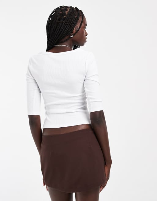 Hollister low rise tailored mini skort in brown, 5 of 5