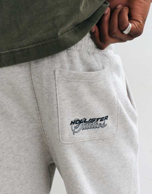 Hollister low waist open cuff baggy trackies in light grey, 4 of 5