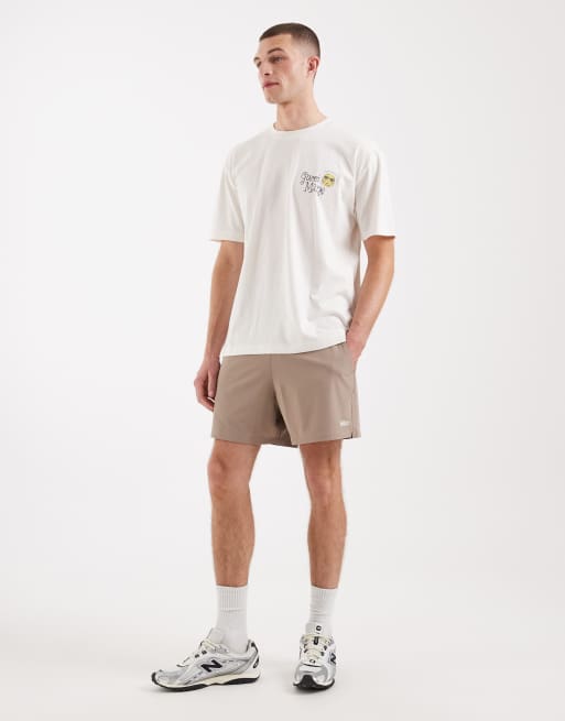 Hollister mid thigh flex logo shorts in light brown, 3 of 5