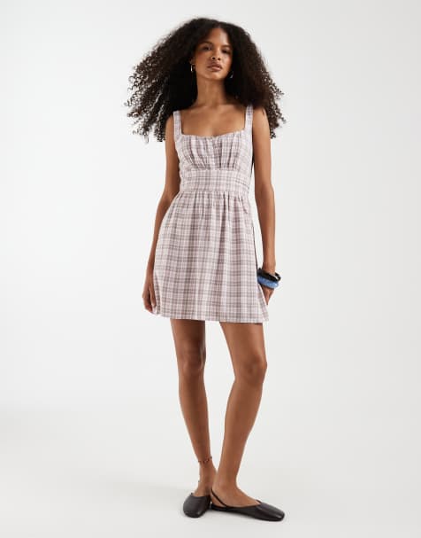 Hollister - Mini jurk met A-lijn en lage ronde hals in bruine gingham ruit - view 1
