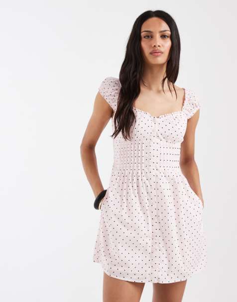 Hollister - Mini melkmeisjesjurk met aangerimpelde taille in roze met stippen - view 1