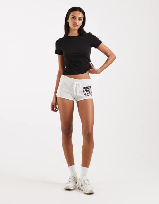 Hollister – Mini-Shorts aus Fleece in Grau mit Logo, 3 von 5