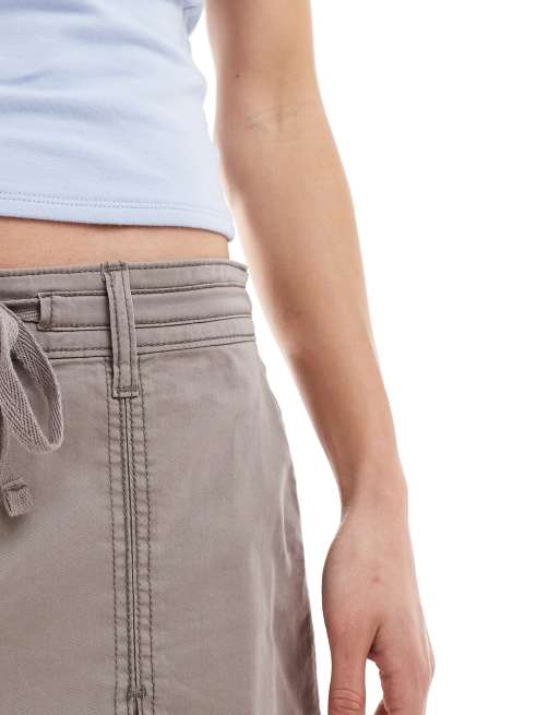 Hollister - Minigonna marrone a pieghe, 4 di 5