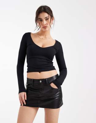 Hollister - Minirock in Schwarz mit niedrigem Bund und Five-Pocket-Design