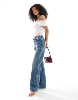 Hollister Off The Shoulder Short Sleeve Rose Top In White