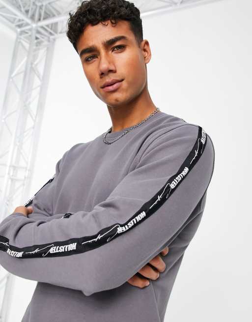Logo tape crewneck sweatshirt hollister best sale