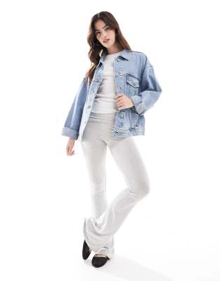 Hollister - Oversize-Jeansjacke in Hellblau