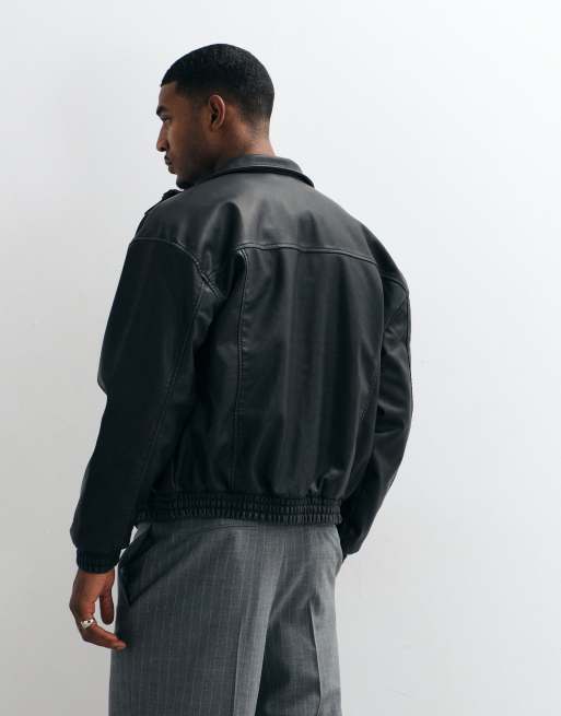 Hollister oversized faux leather bomber jacket in black, 4 of 5