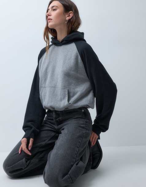 Hollister oversized hættetrøje med raglanærmer i sort og grå - view 1