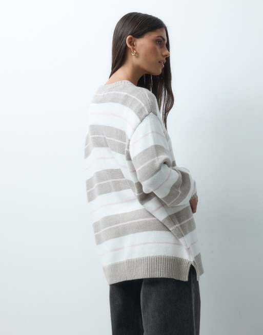 Hollister oversized knitted crew neck jumper in white and brown stripe, 4 of 4