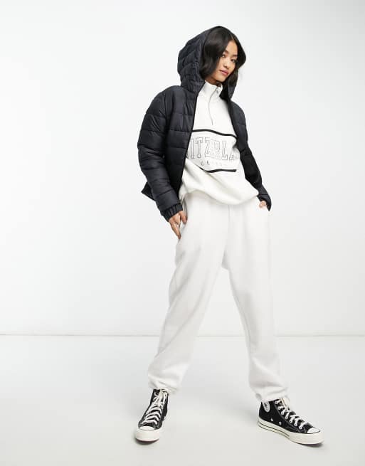 Hollister hooded puffer jacket icon logo in on sale black