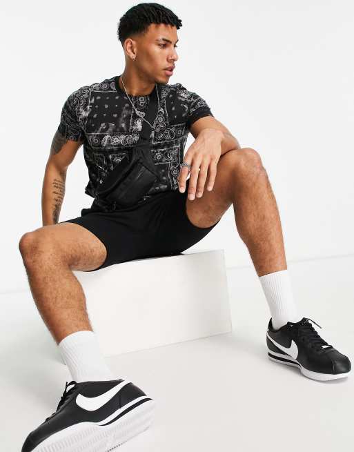 Hollister paisley bandana print t shirt in black