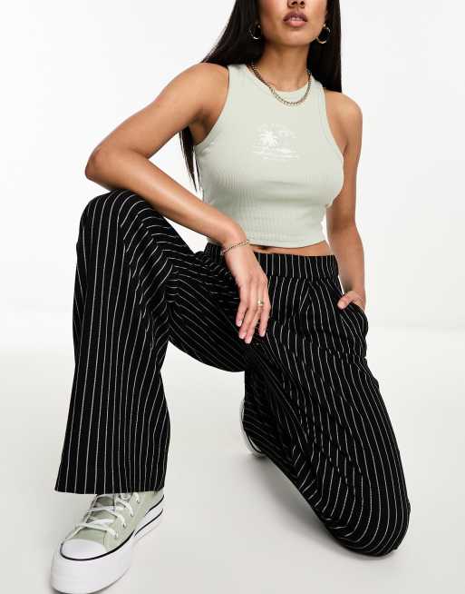 Hollister - Pantalon ample à fines rayures - Noir/blanc, 4 de 4