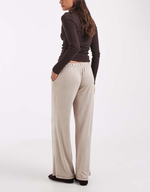 Hollister pantalones de pernera ancha cómodos en tono avena, 4 de 5