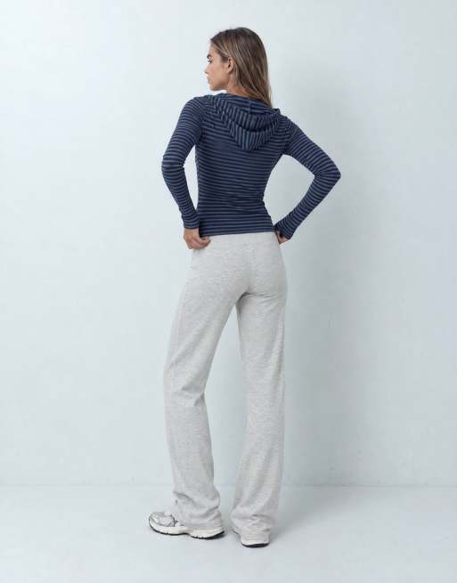 Hollister pantalones de pernera ancha en gris claro, 6 de 10