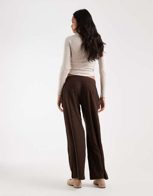 Hollister - pantalones de pernera ancha marrones con lunares, 5 de 5