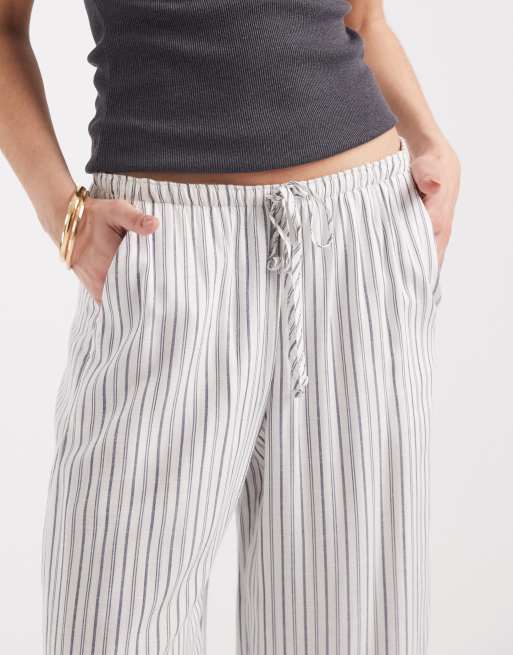 Hollister - Pantaloni dritti bianchi a righe, 3 di 5