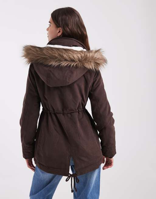 Hollister parka doublée teddy avec capuche à faux-fur marron, 4 de 4