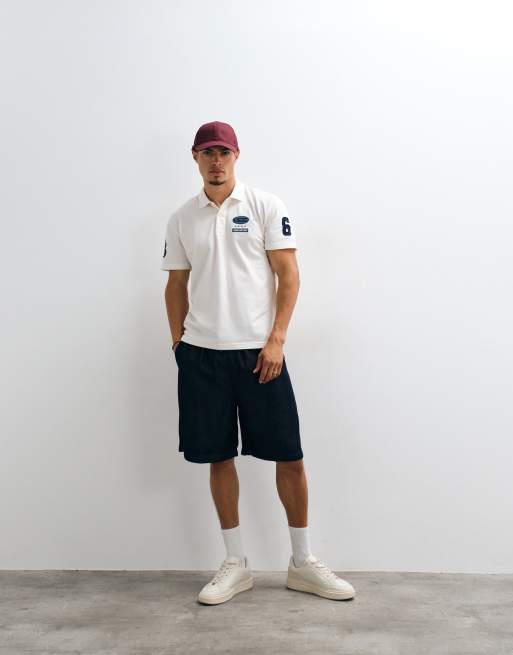 Hollister - Polo ajusté à imprimé football - Blanc, 2 de 5