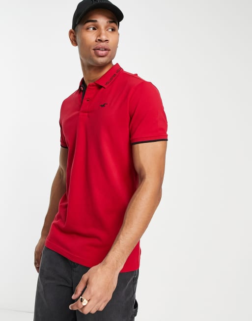 Hollister Polo met varsity logo en gekleurd randje in rood ASOS